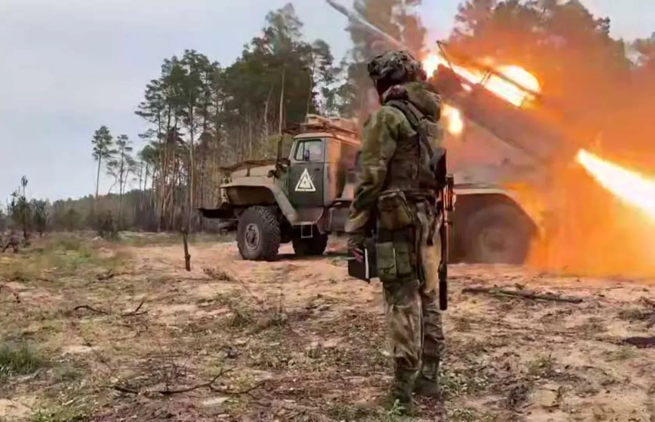 Песков: Продвижение ВС РФ ведёт к изменению условий переговоров с Украиной