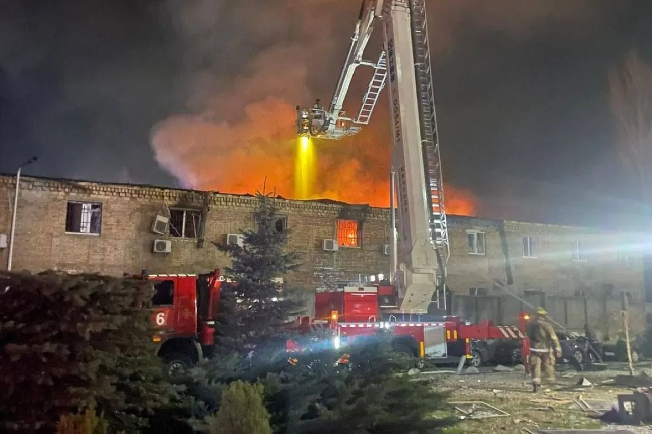 В соцсетях сообщают об ударе по зданию СБУ в Днепропетровске