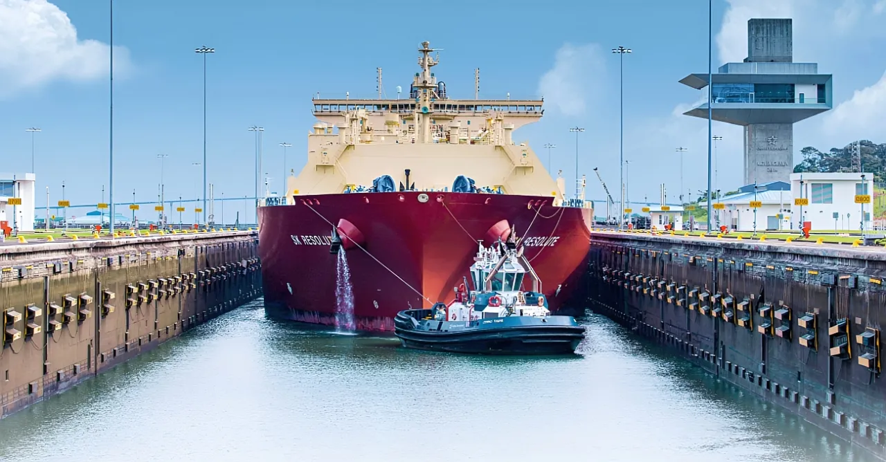 Война с Ираном привела к рекордному росту цен на проход через Панамский канал