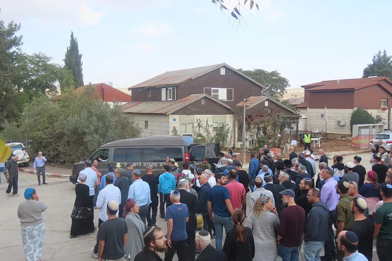 �������������� ����� ������� ����� � ���������, ��������� ������ ������� � �����