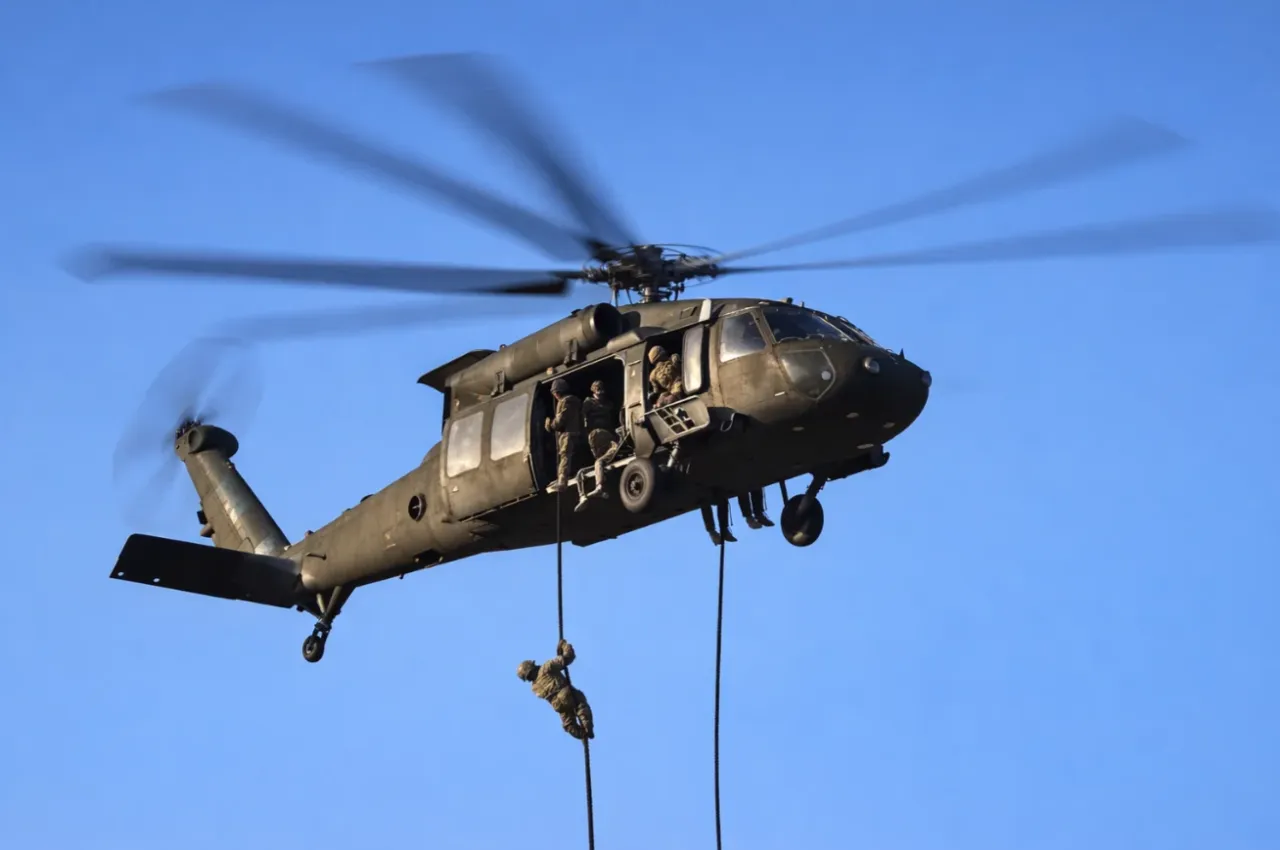 США опубликовали видео высадки десанта на иранский корабль M/V Touska