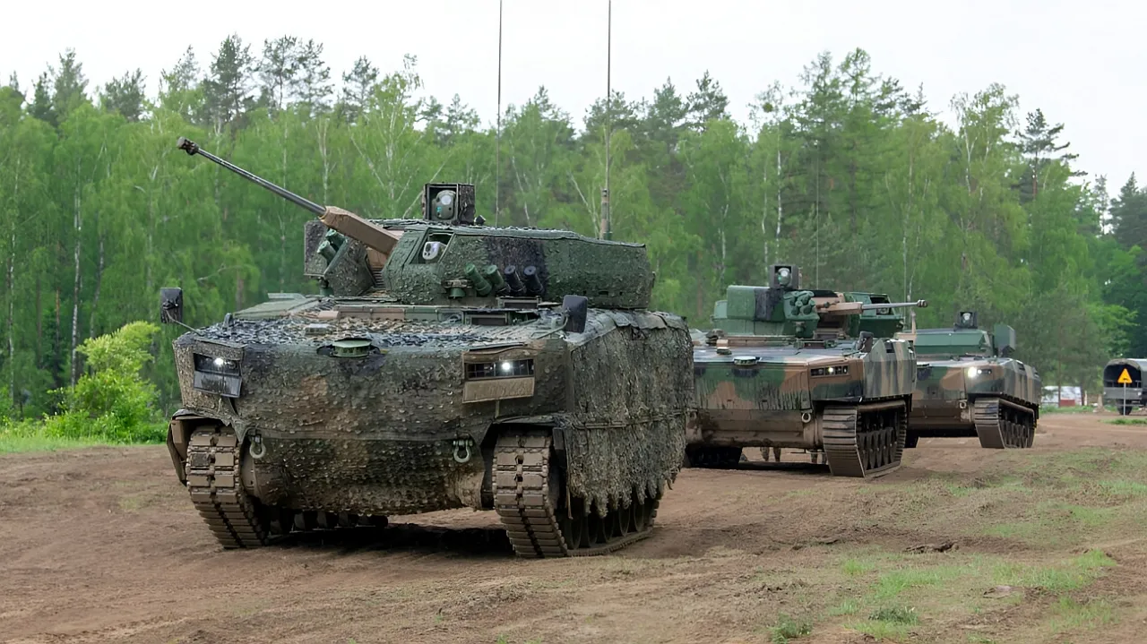 ������ ������������� � ������� � ��������������� �������� 300 ��� �������