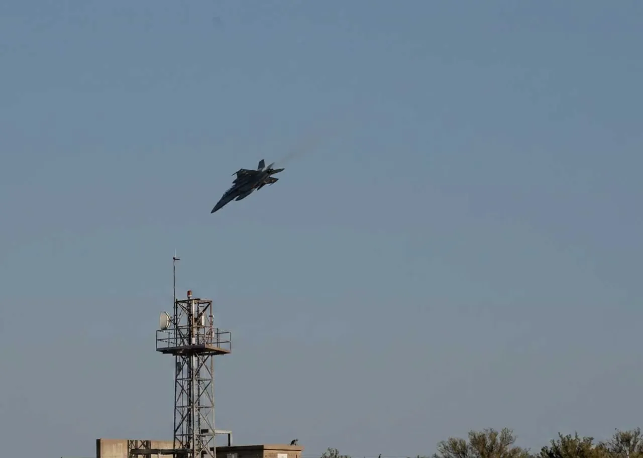 Отснявший падение F-15 в Кувейте журналист до сих пор остаётся за решёткой