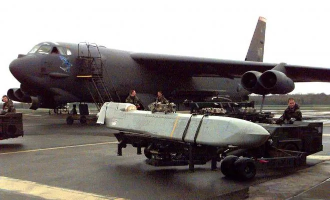 Продление срока эксплуатации американских ядерных крылатых ракет AGM-86B до середины 2030-х годов