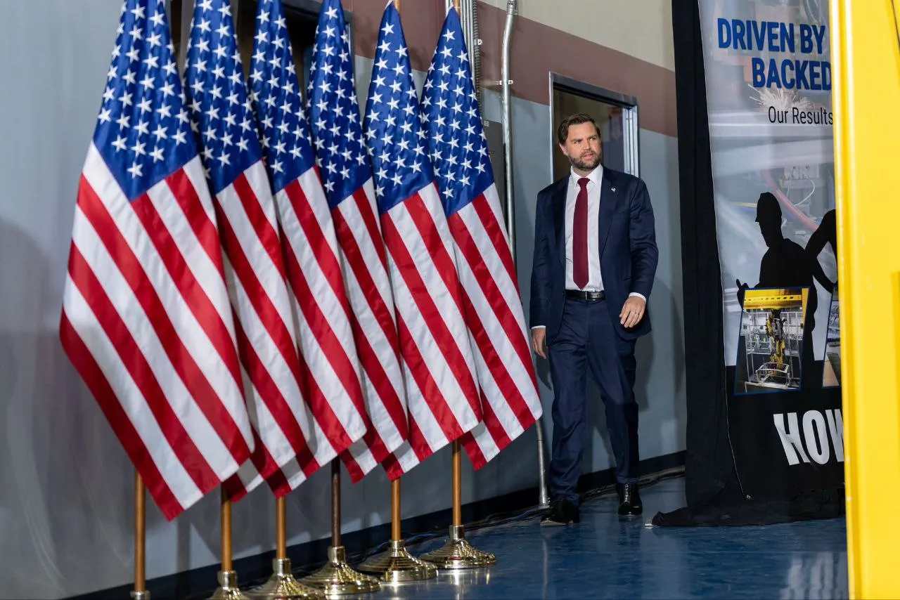 Отказ США от прямых поставок оружия Киеву назван очередным достижением Трампа