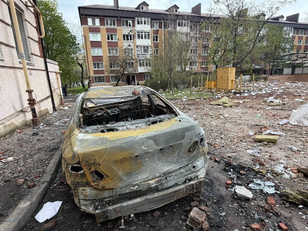 Показаны последствия атаки беспилотников ВСУ на жилые кварталы Донецка