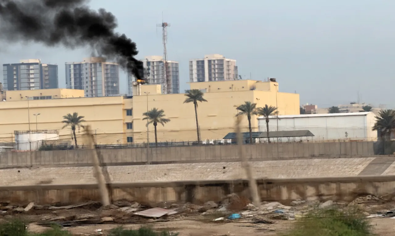 Посольство США в Багдаде призывает американцев немедленно покинуть Ирак