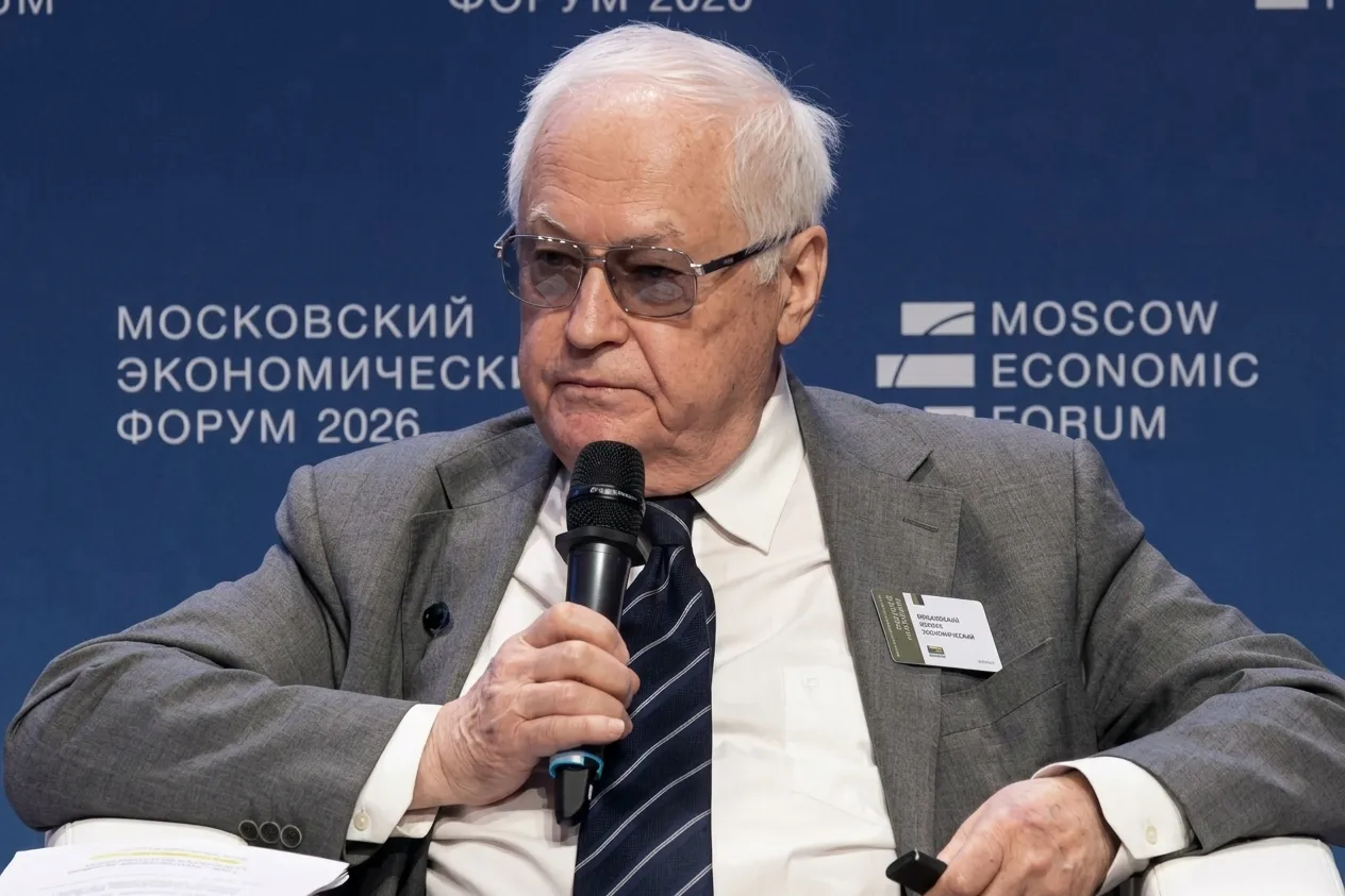 «Мы идём к беде - к двузначному падению экономики. Мы опаздываем, а время не ждёт»