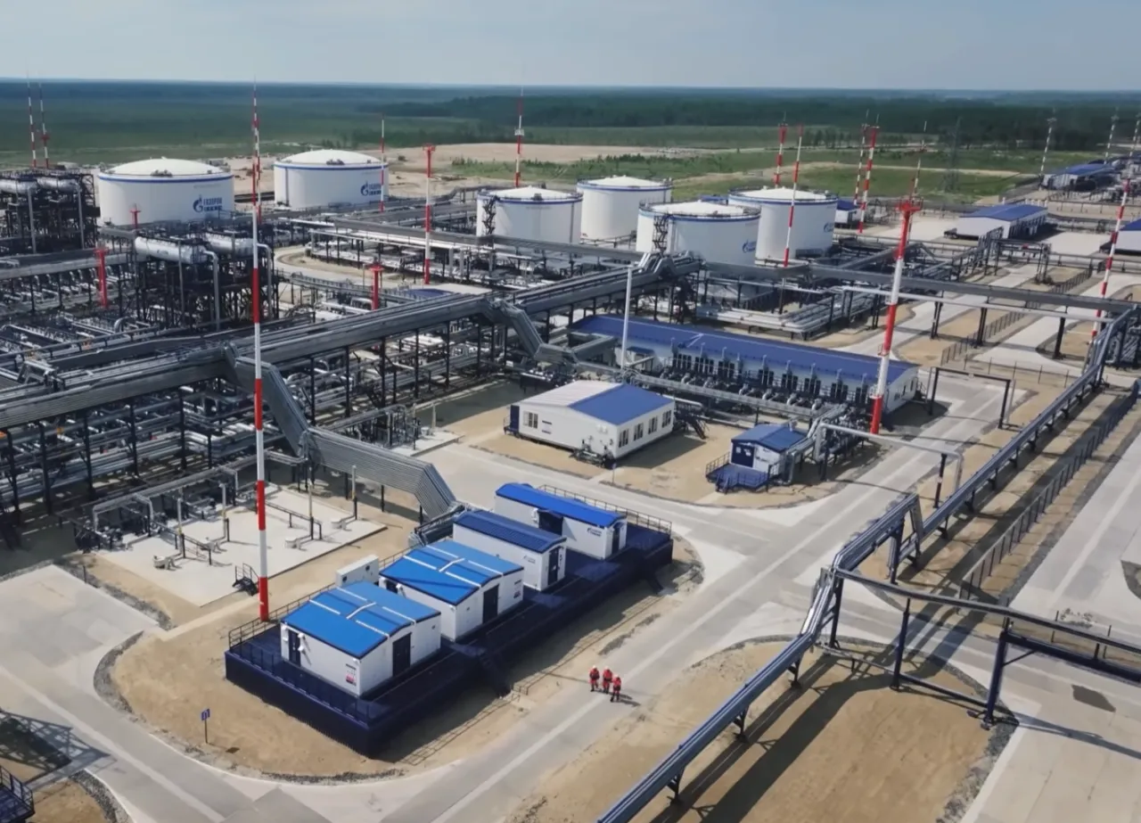 Bloomberg: РФ выигрывает не только от нефти, но и от зерна, удобрений, металлов