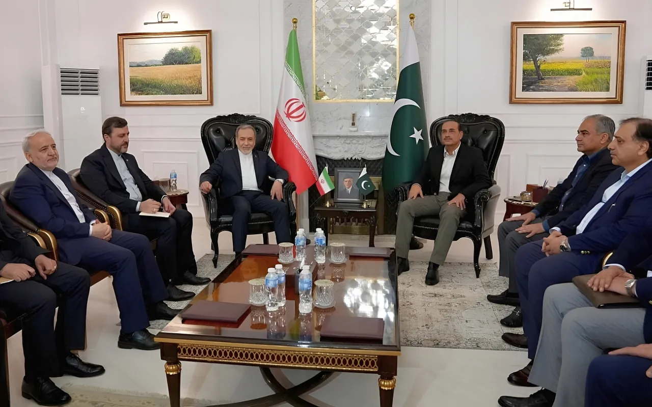 Переговоры Ирана и США в Пакистане не состоялись, Тегеран не намерен уступать