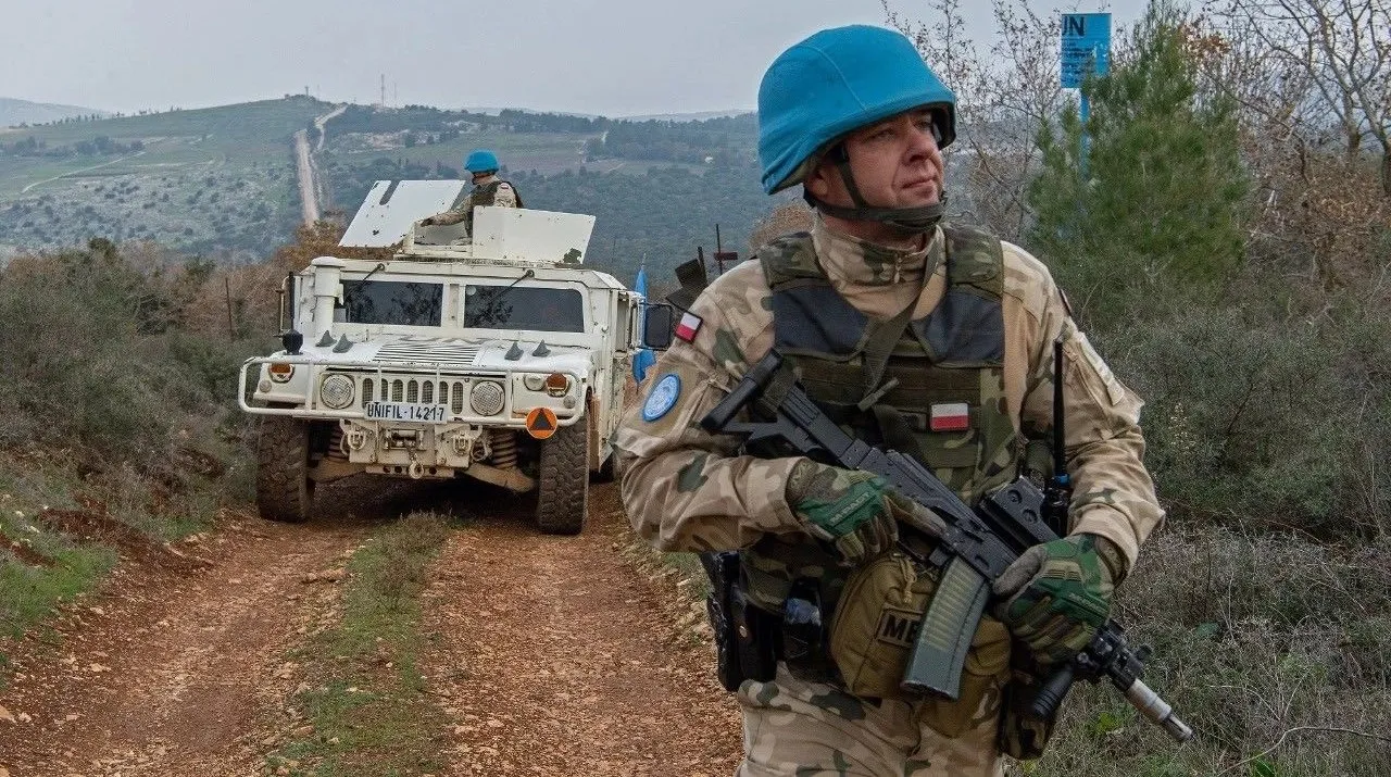 Колонна польских солдат в Ливане попала под огонь