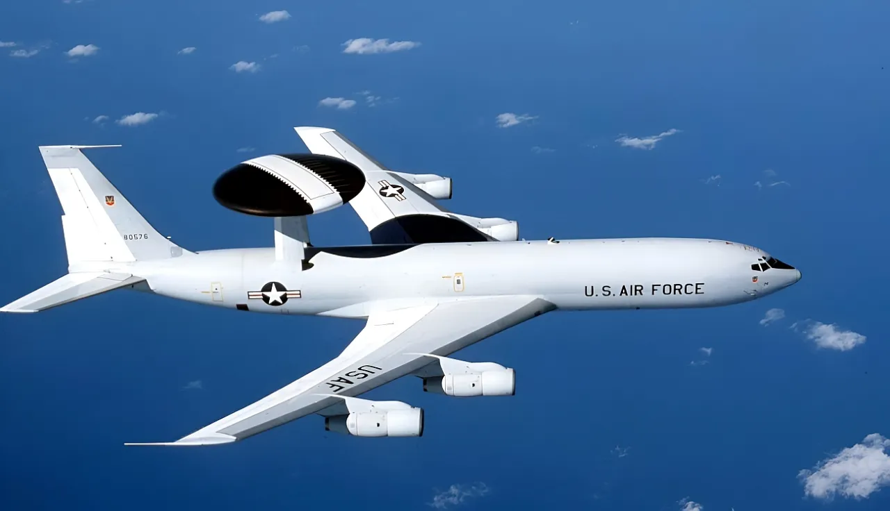 Летающий радар США провёл разведку вблизи с Ираном впервые с начала перемирия