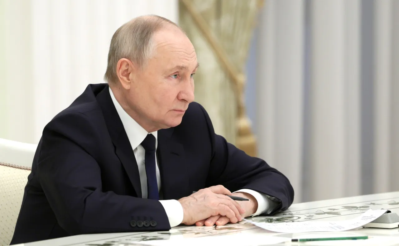 Риски террористических угроз в России растут - президент Путин