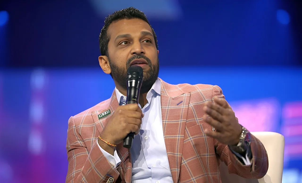 Директор ФБР подаст в суд на журнал The Atlantic из-за обвинений в пьянстве