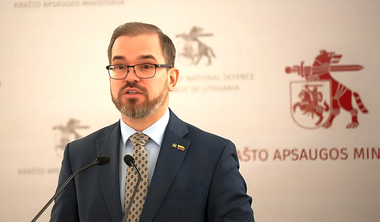 Министр обороны Литвы обвинил Китай и КНДР в поддержке РФ и совместных учениях