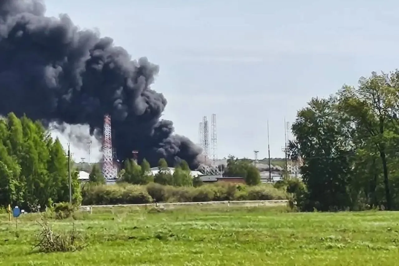 В Башкирии при взрыве на нефтебазе пострадали семь представителей администрации