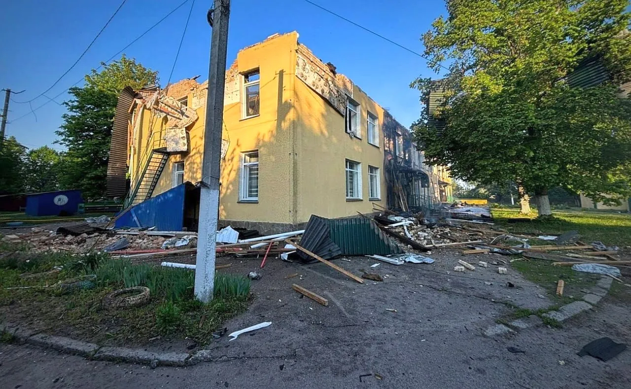 https://topwar.ru/uploads/posts/2026-05/66cb4c943f_detsad-fastov.webp