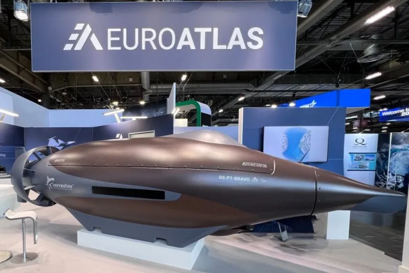 Тяжёлый АНПА Greyshark Foxtrot под минные поля в Ормузском проливе