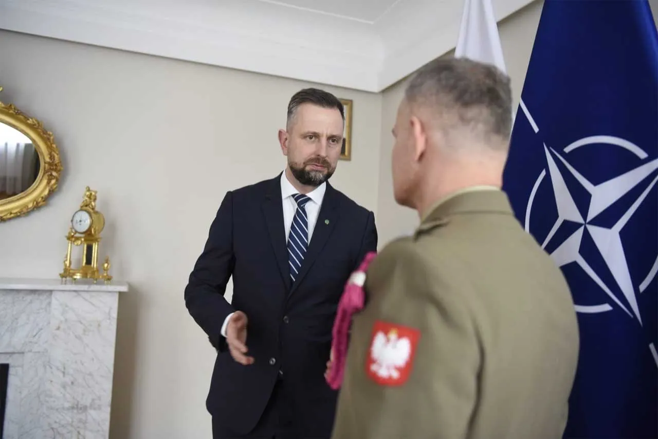 «С Бандерой Украине не место в ЕС» - польский министр обороны