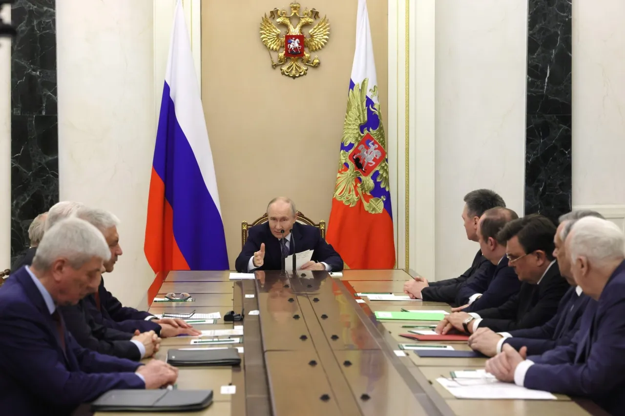 Путин провёл совещание Совбеза по вопросу безопасности парламентских выборов