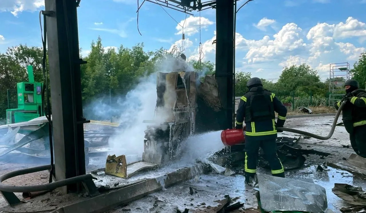 В «игру» с нарушением логистики можно играть вдвоём: удары по Затоке, Богодухову