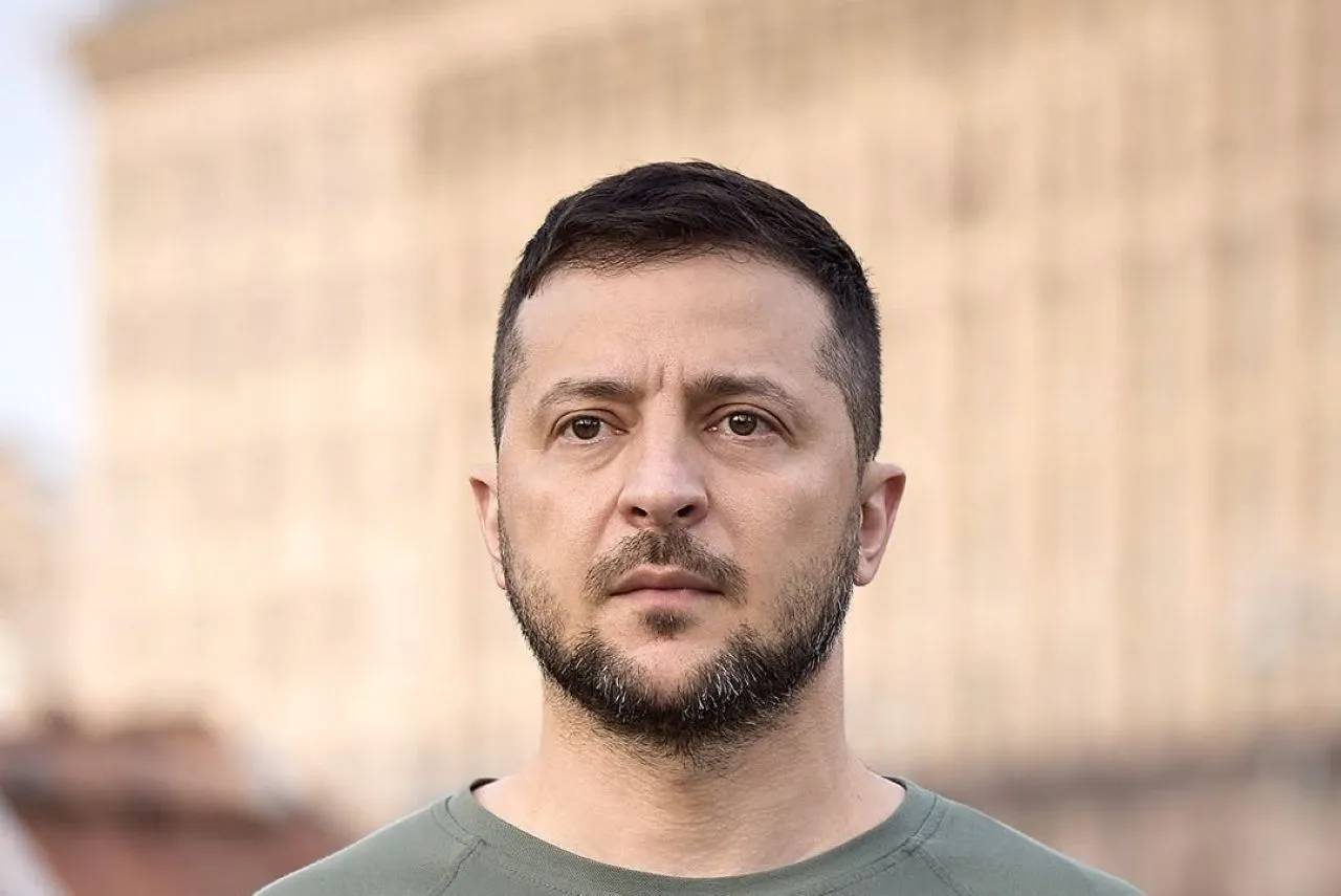 "Dégâts importants" : Zelensky a signalé une attaque des forces armées russes contre les installations de Naftogaz.
