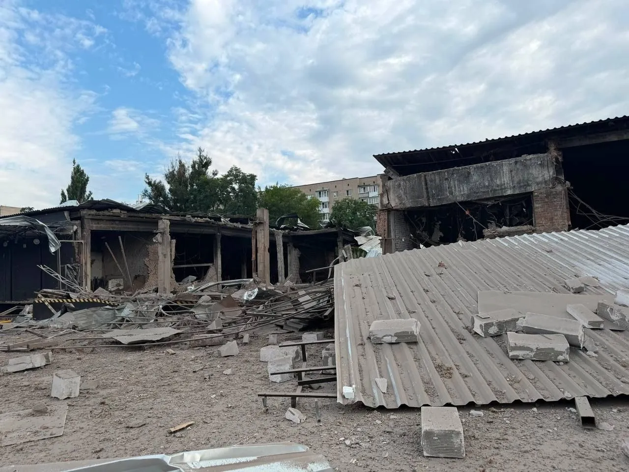 Нанесены удары по складу «Новой почты» в Изюме и портовой инфраструктуре Одессы