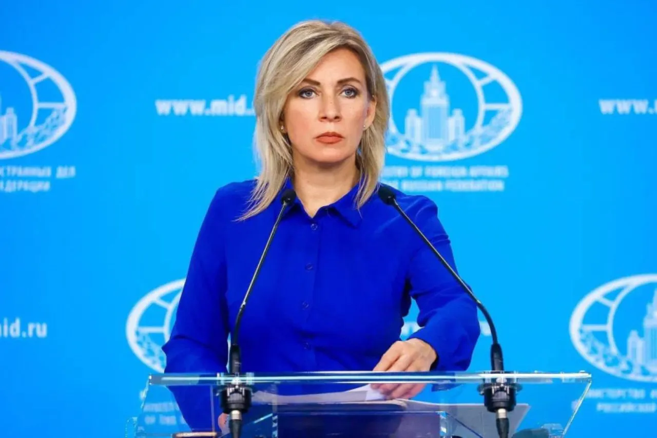 Жест принципиальности: Захарова объяснила отказ от рукопожатия с послом Германии