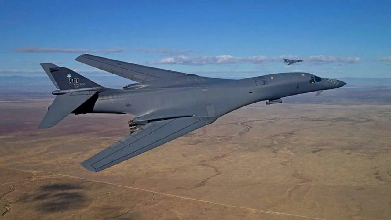 Les États-Unis ont repris leurs frappes aériennes stratégiques contre l'Iran, et l'escalade se poursuit.