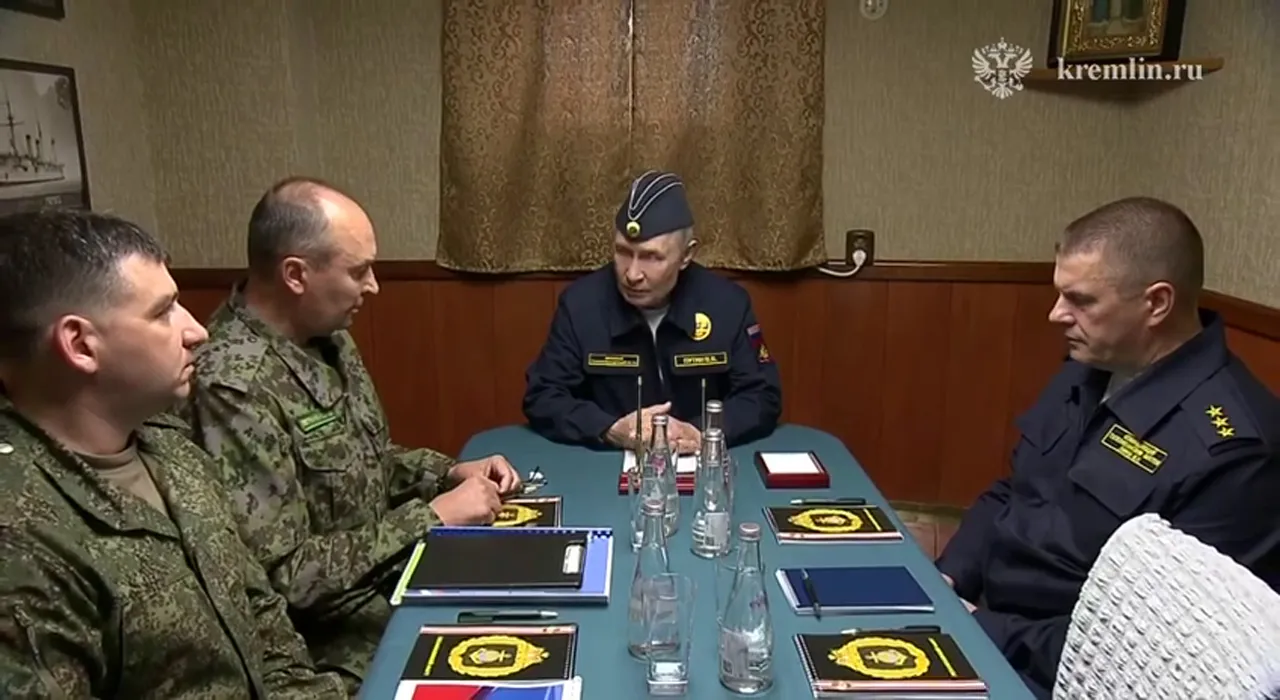 Президент на борту «Варяга» - морякам: Вы не в тылу, вы тоже на переднем крае