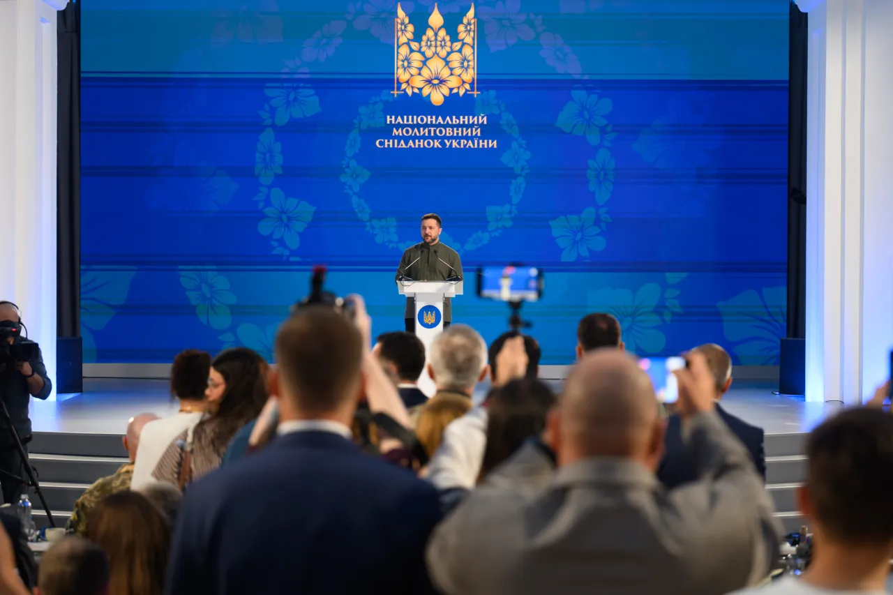 Зеленский: чтобы разрушить Украину, нужно провести президентские выборы
