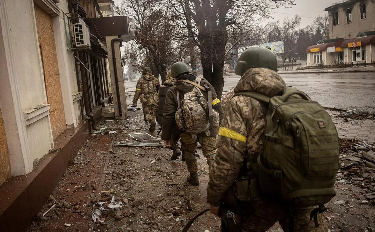 Крупная группировка ВСУ попала в окружение в Доброполье