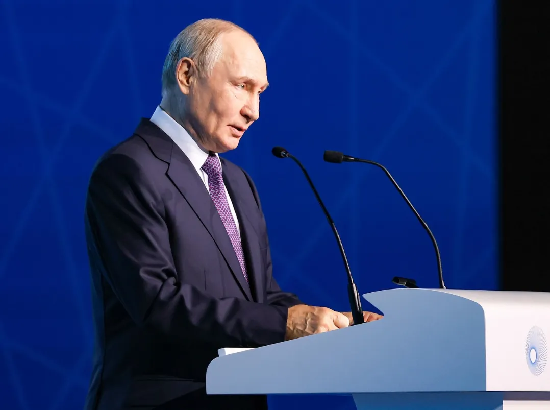 «Какие-то вбросы»: Путин прокомментировал слухи о заморозке вкладов в РФ