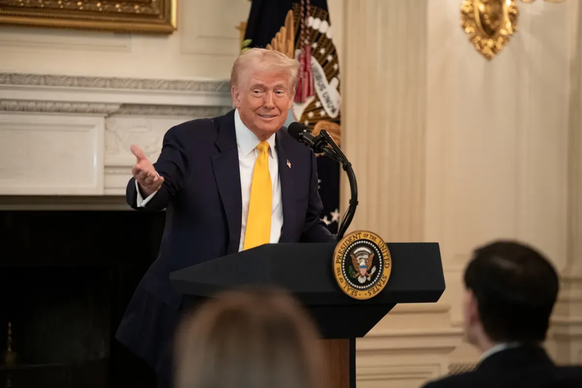 Trump prépare une interdiction des exportations de diesel américain en raison des prix records atteints.