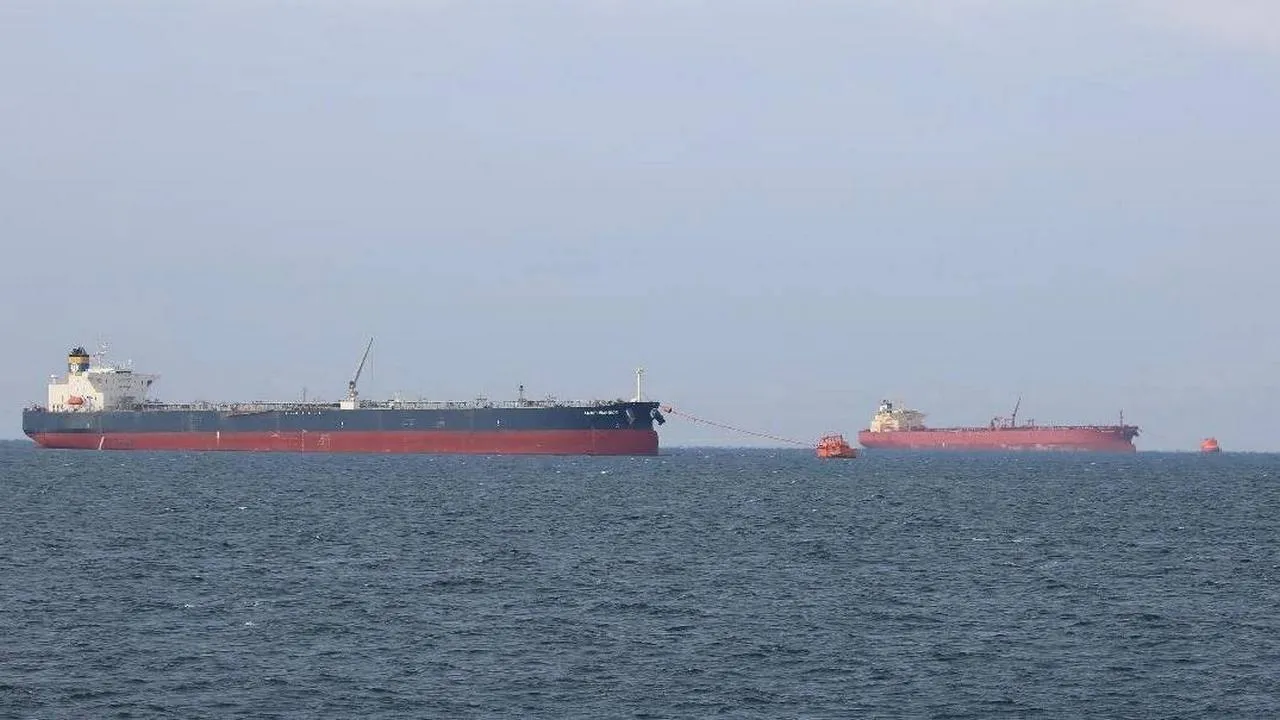 Казахстан снова призвал Украину не бить по танкерам с казахстанской нефтью