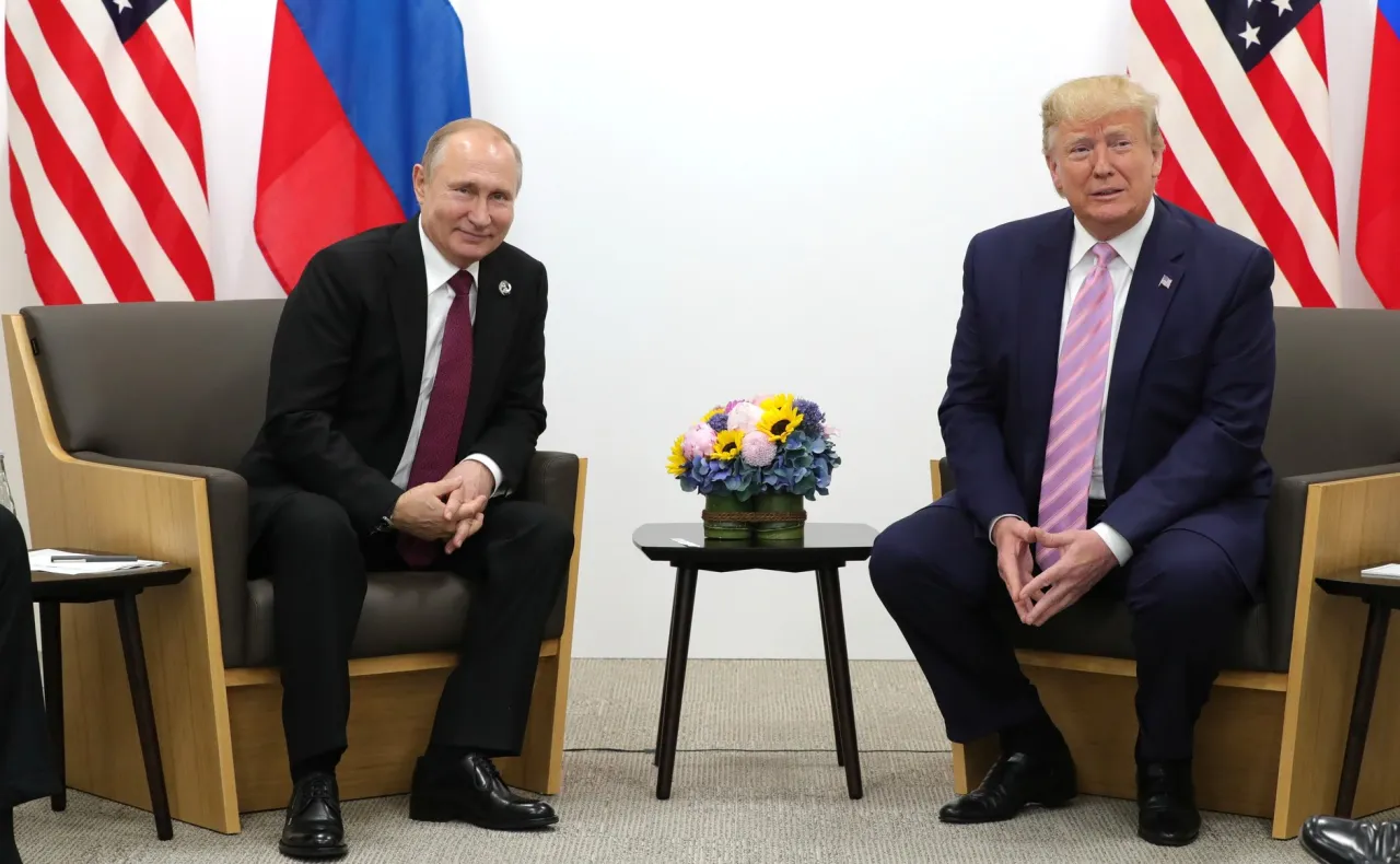Обменялись мнениями о поездке Уиткоффа: Путин переговорил по телефону с Трампом